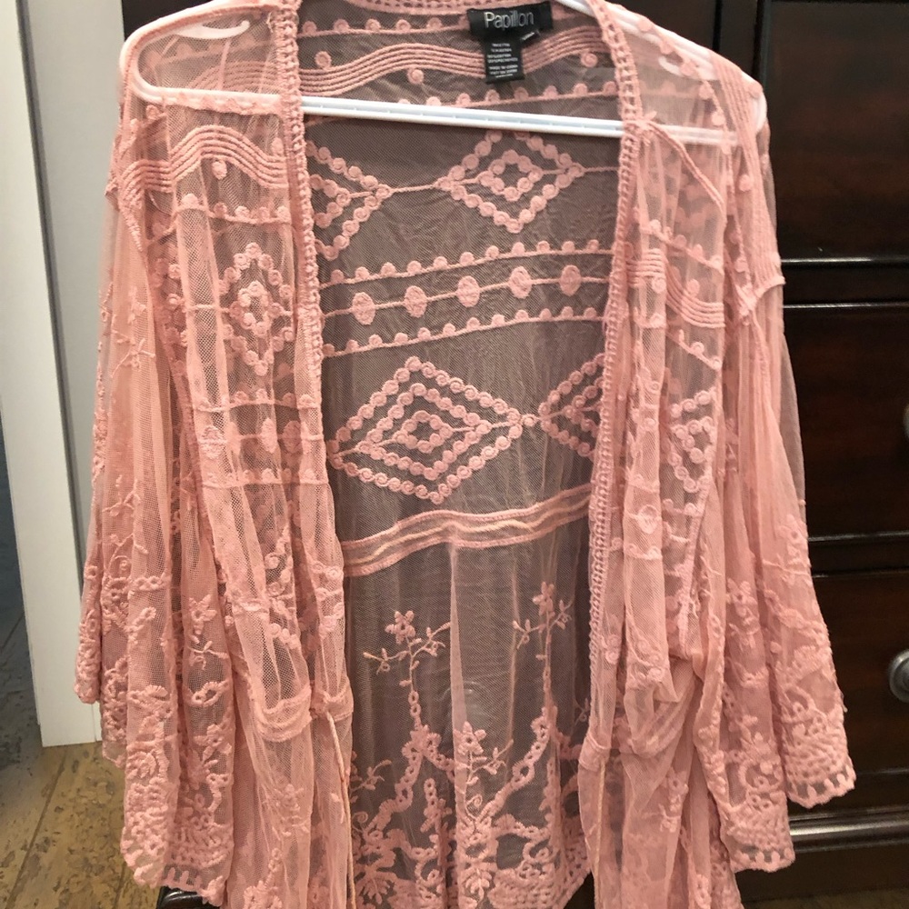 Papillon Lace cover up. Like new, excellent condition. Size Large